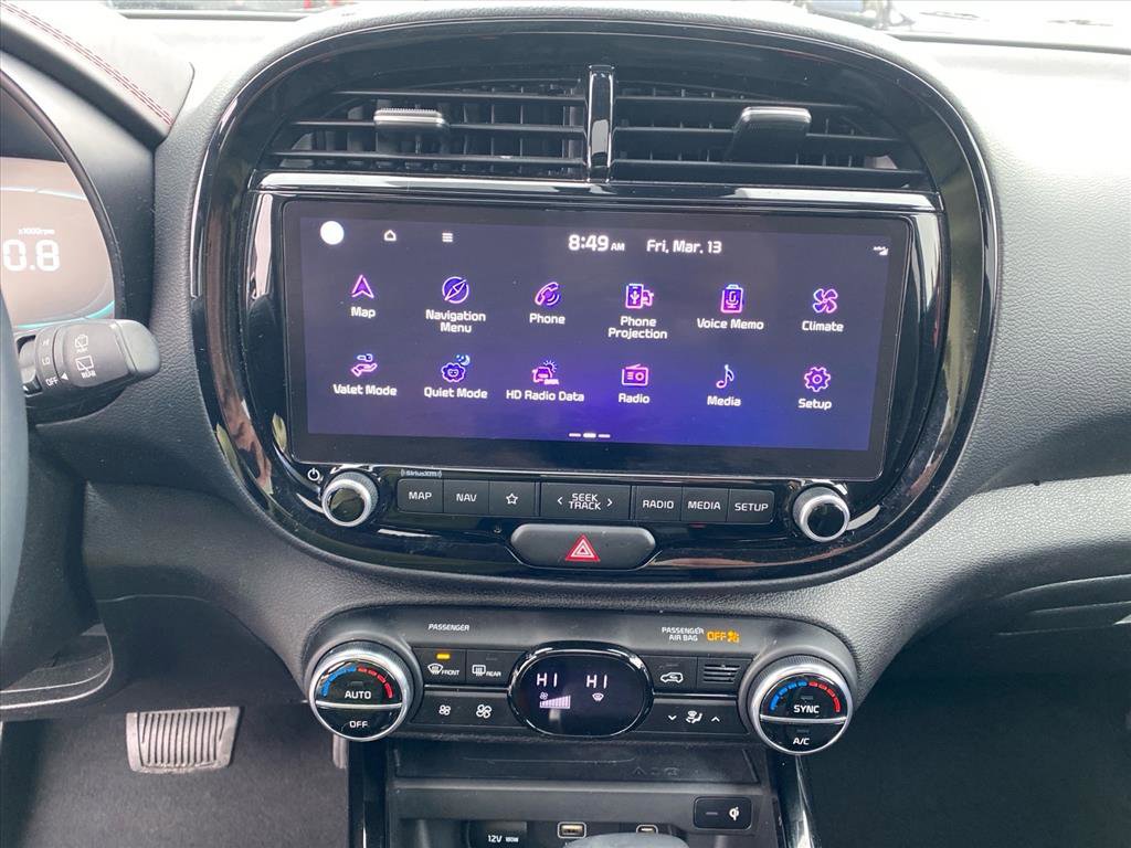 Certified 2023 Kia Soul GT-Line FWD image 12