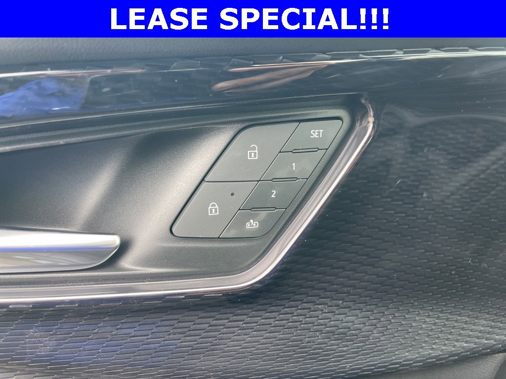 New 2024 Chevrolet Blazer EV RS image 28