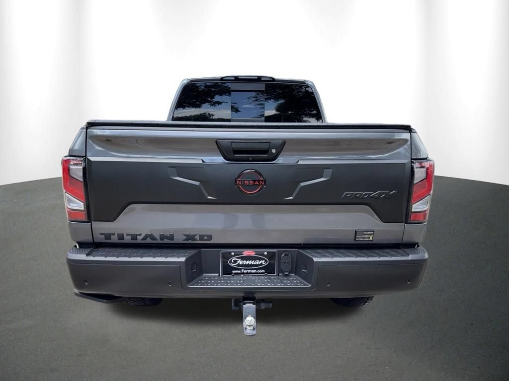 Used 2024 Nissan Titan PRO-4X AWD/4WD image 13
