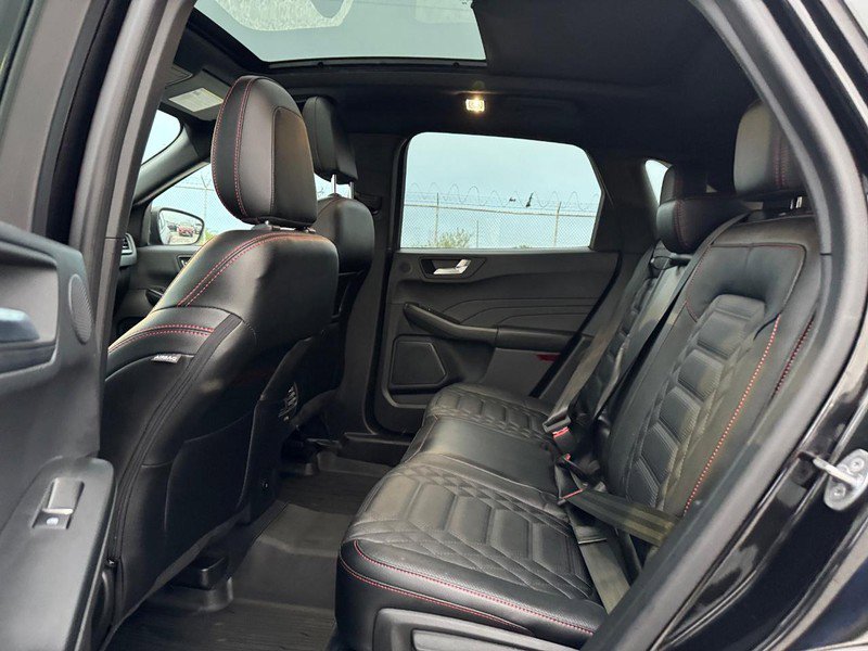 Used 2023 Ford Escape ST-Line Elite w/ Premium Technology Package AWD/4WD image 12