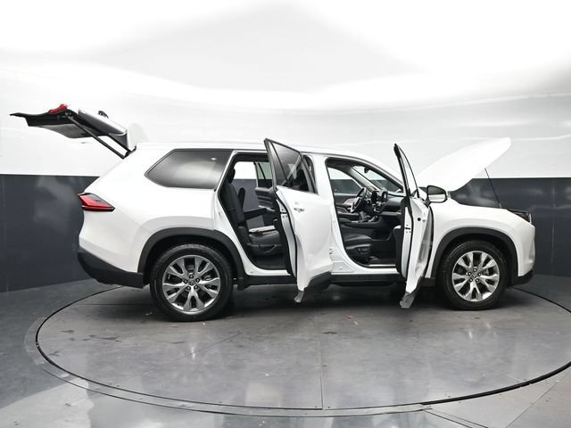 Used 2024 Toyota Grand Highlander FWD image 35