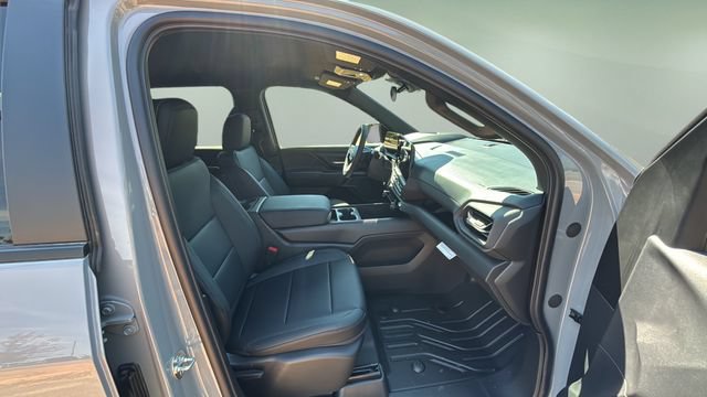 New 2026 Chevrolet Silverado EV W/T AWD/4WD image 22