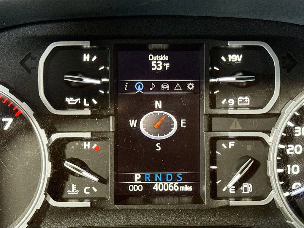 Used 2020 Toyota Tundra Limited w/ Limited Premium Package AWD/4WD image 22