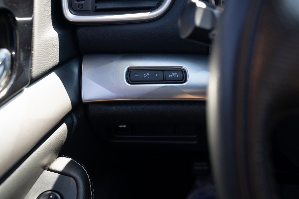 Used 2023 Nissan Maxima SV w/ Floor Mat Group image 13