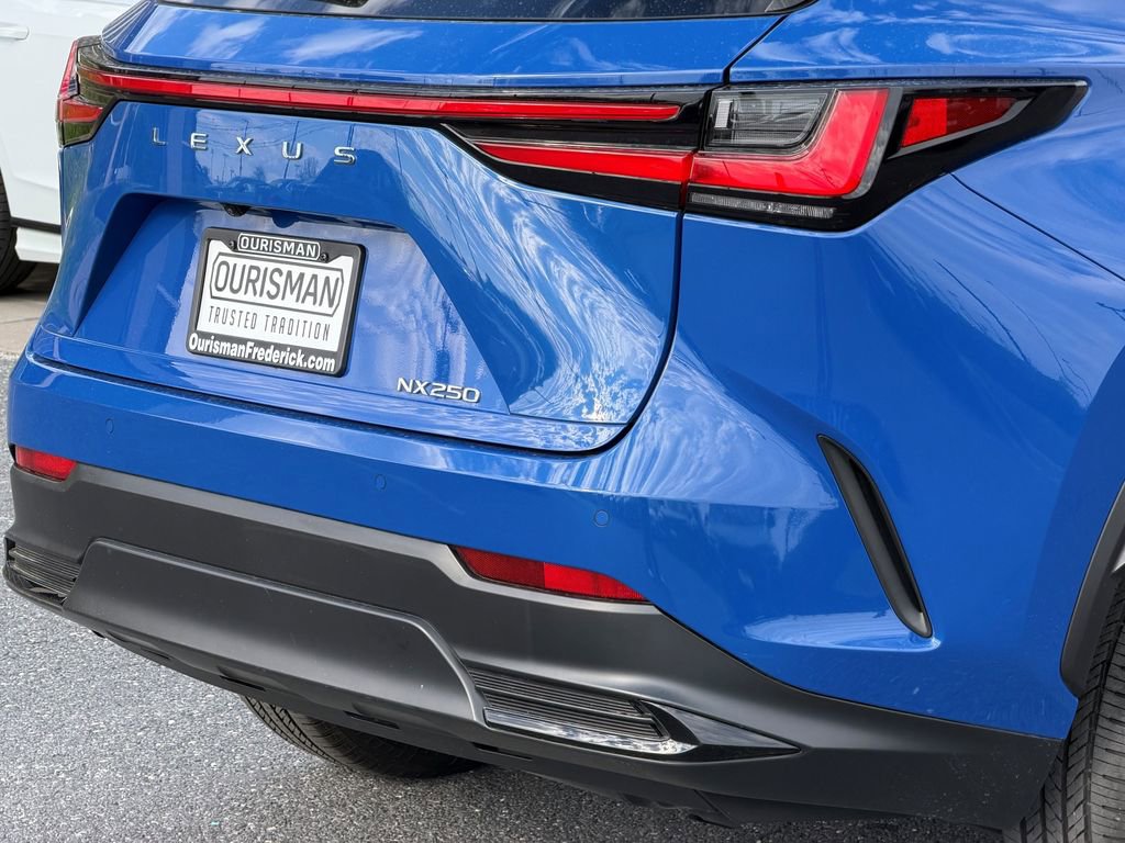 Used 2023 Lexus NX 250 FWD image 12