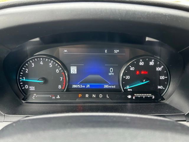 Used 2023 Ford Explorer XLT w/ Equipment Group 202A AWD/4WD image 2