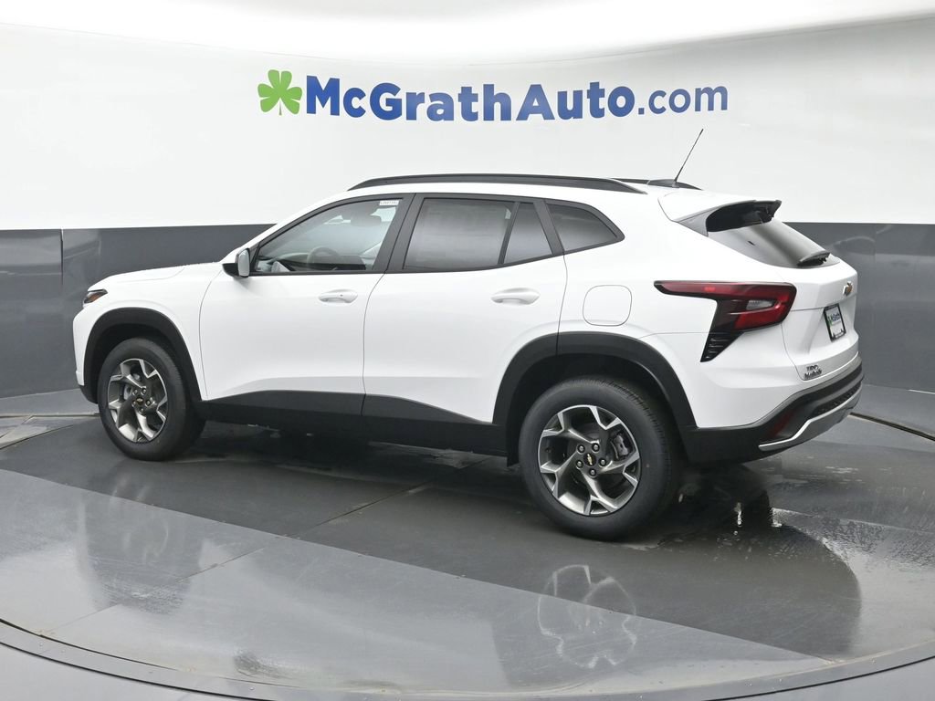 New 2026 Chevrolet Trax LT w/ Driver Confidence Package image 18