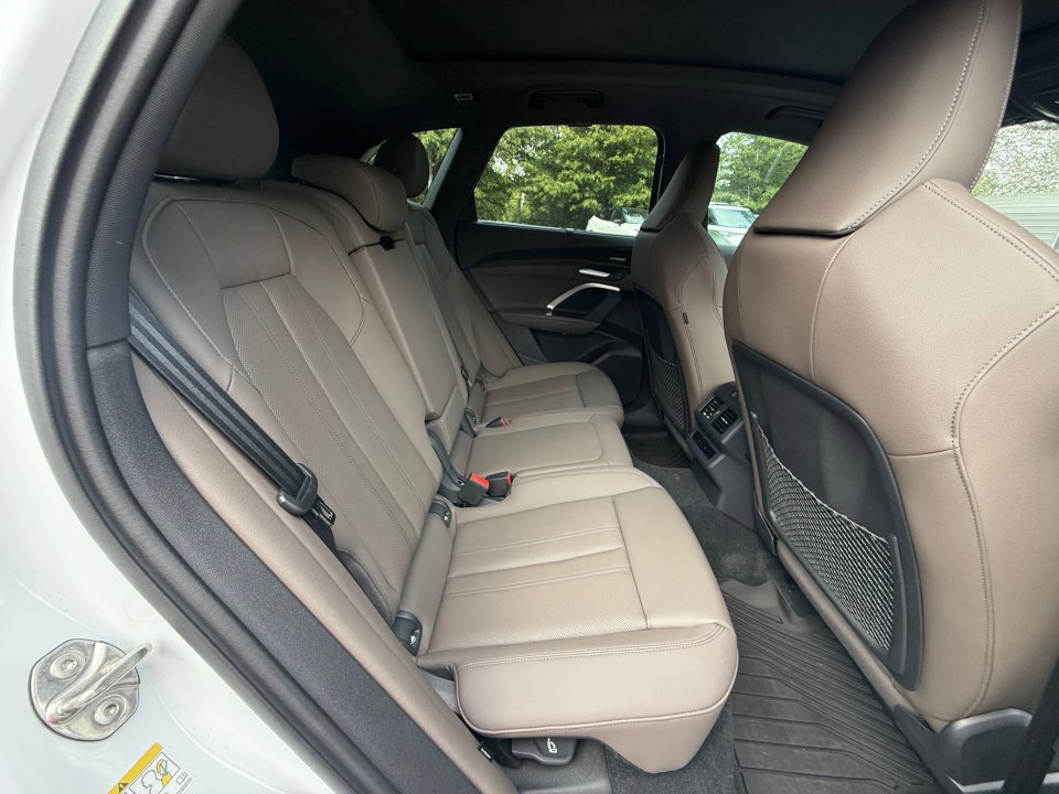 New 2025 Audi Q5 Premium Plus image 29