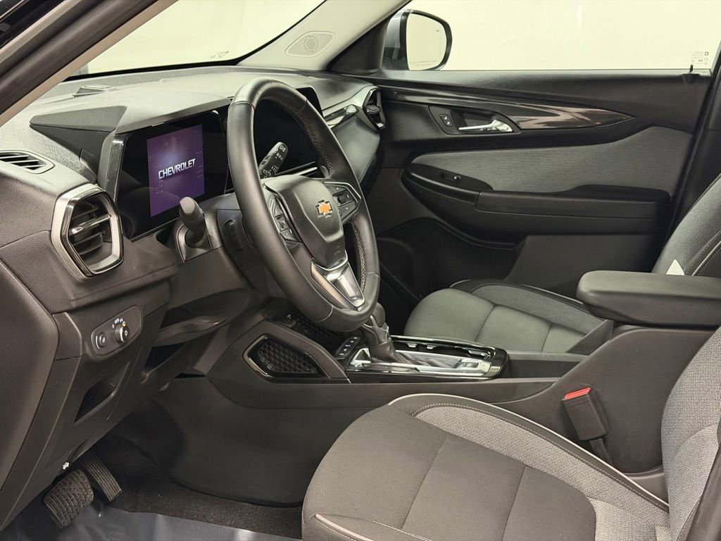 Certified 2024 Chevrolet TrailBlazer LT w/ LT Cold Weather Package image 10