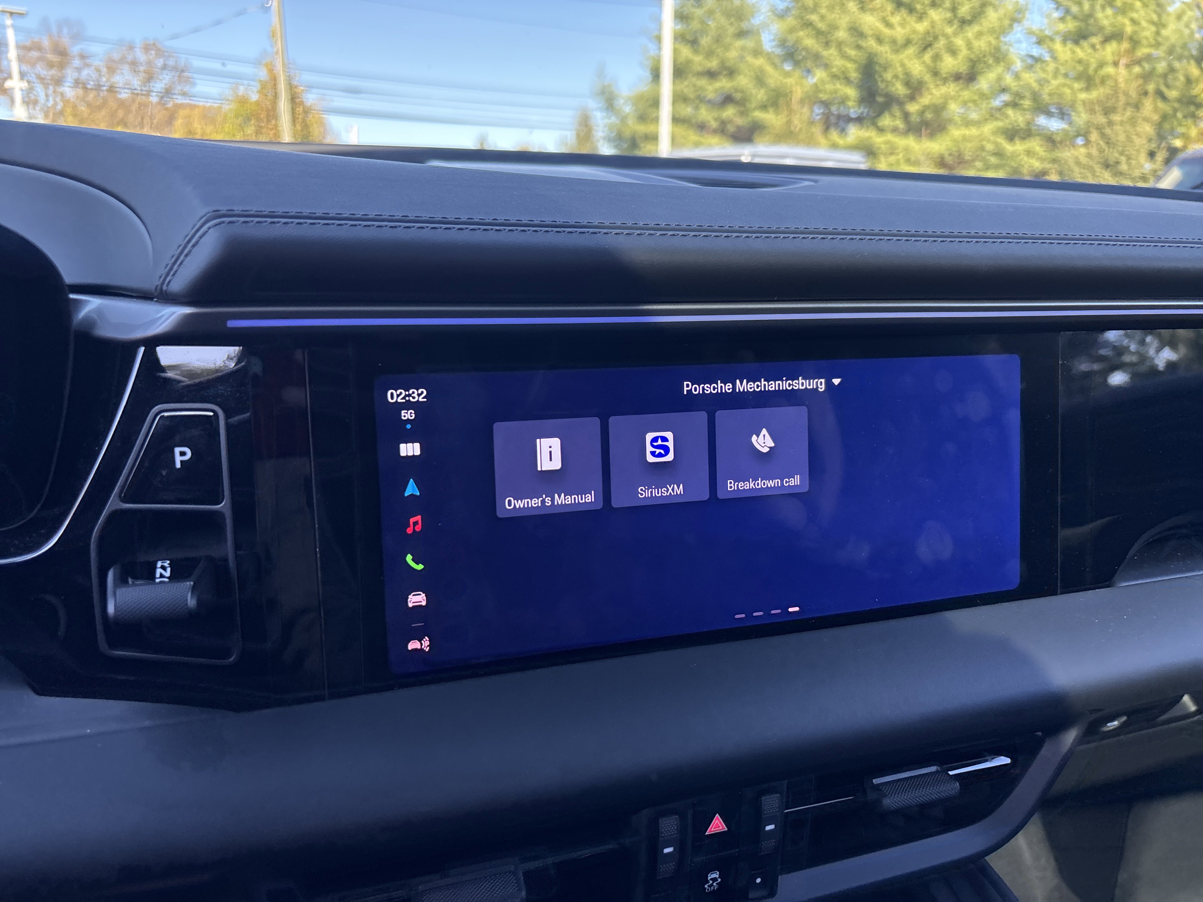 Used 2025 Porsche Macan Electric image 2