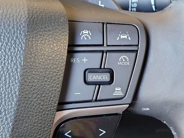 Certified 2025 Toyota Camry XSE FWD image 31