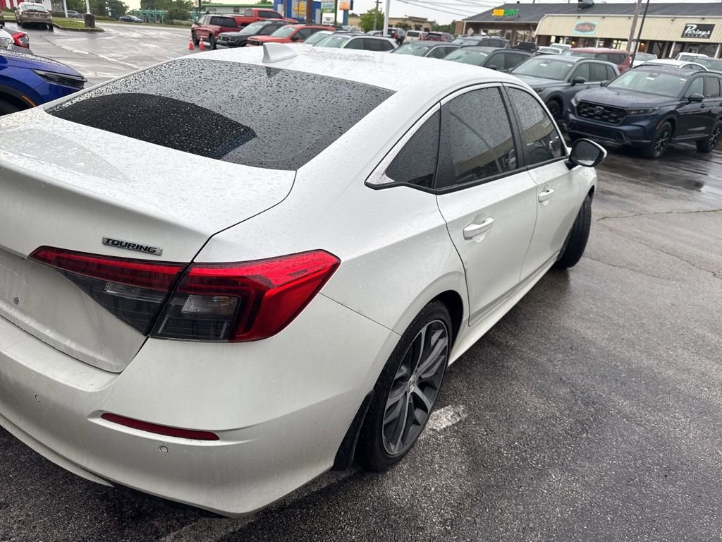 Used 2023 Honda Civic Touring image 8