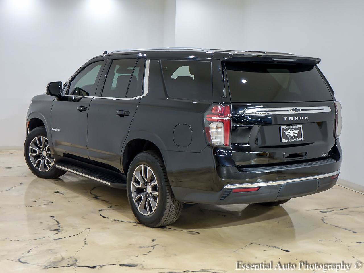 Used 2022 Chevrolet Tahoe LT w/ LT Signature Plus Package AWD/4WD image 10