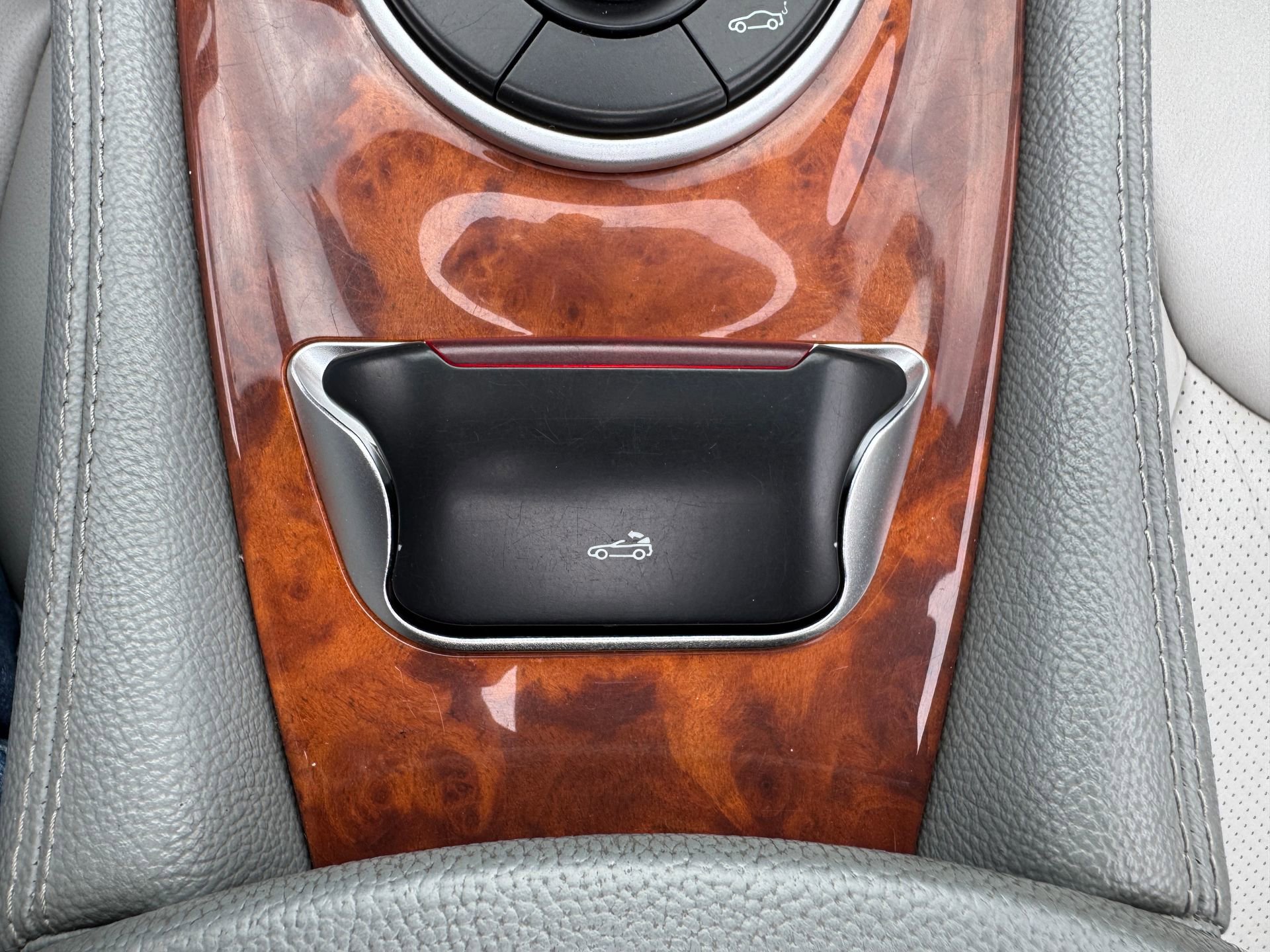 Used 2004 Mercedes-Benz SL 500 image 34