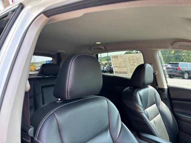 Used 2023 Nissan Murano SL FWD image 45