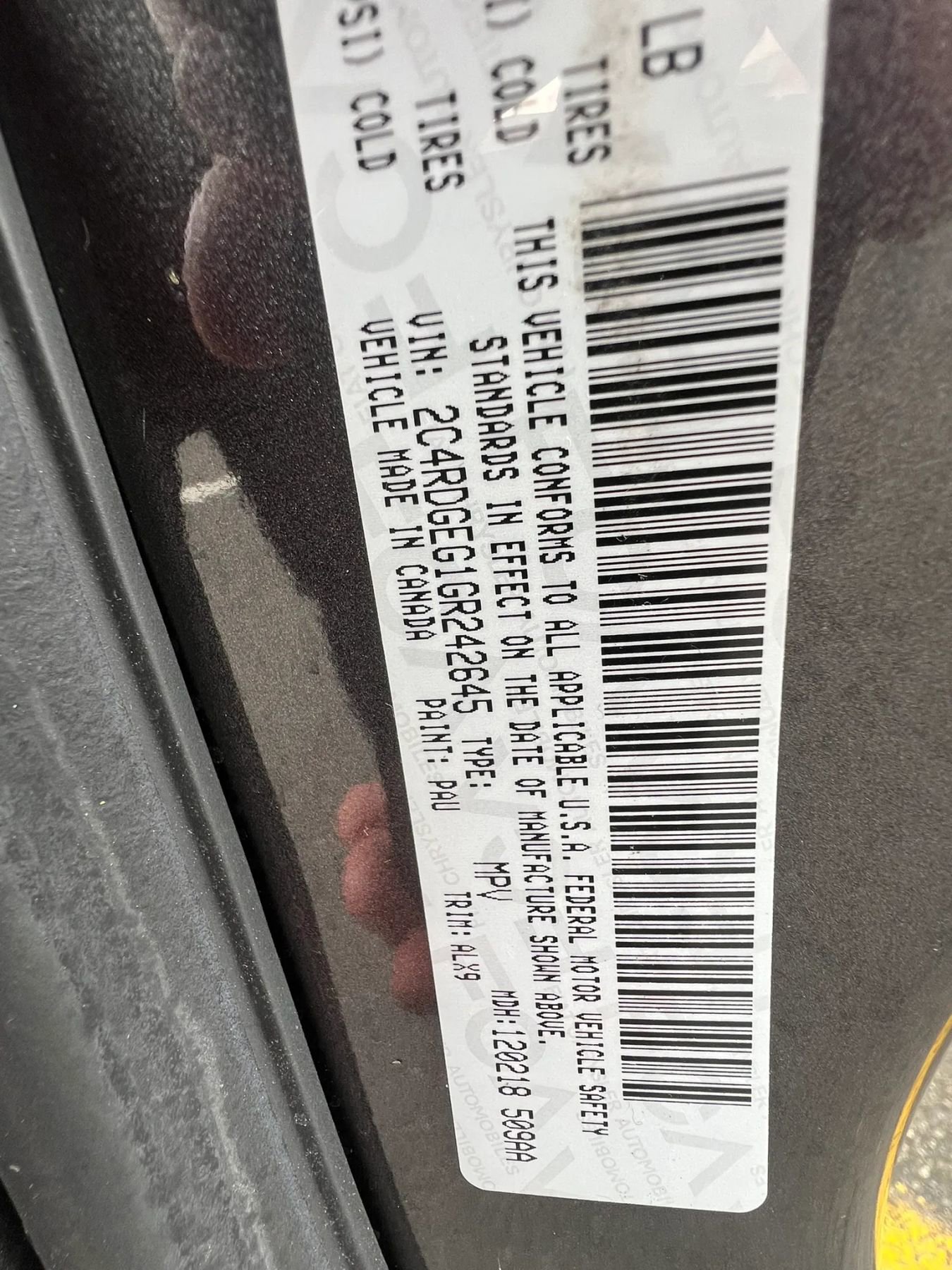 Used 2016 Dodge Grand Caravan R/T FWD image 32