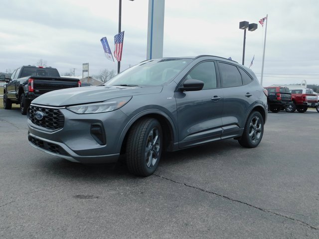 Used 2023 Ford Escape ST-Line image 4
