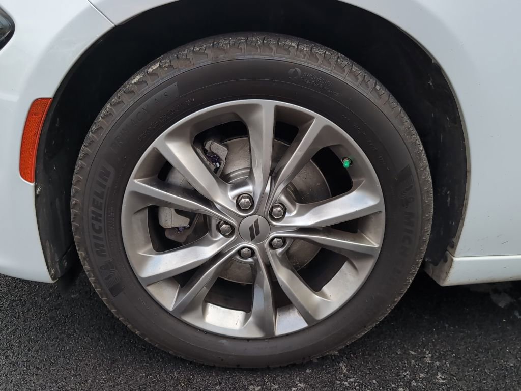 Used 2022 Dodge Charger SXT AWD/4WD image 4