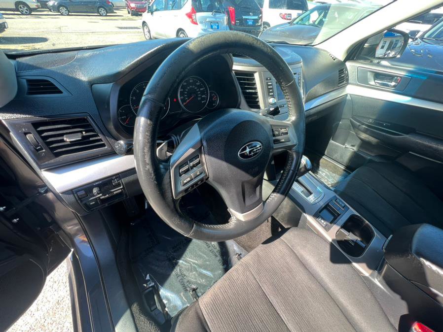 Used 2014 Subaru Legacy 2.5i Premium image 10