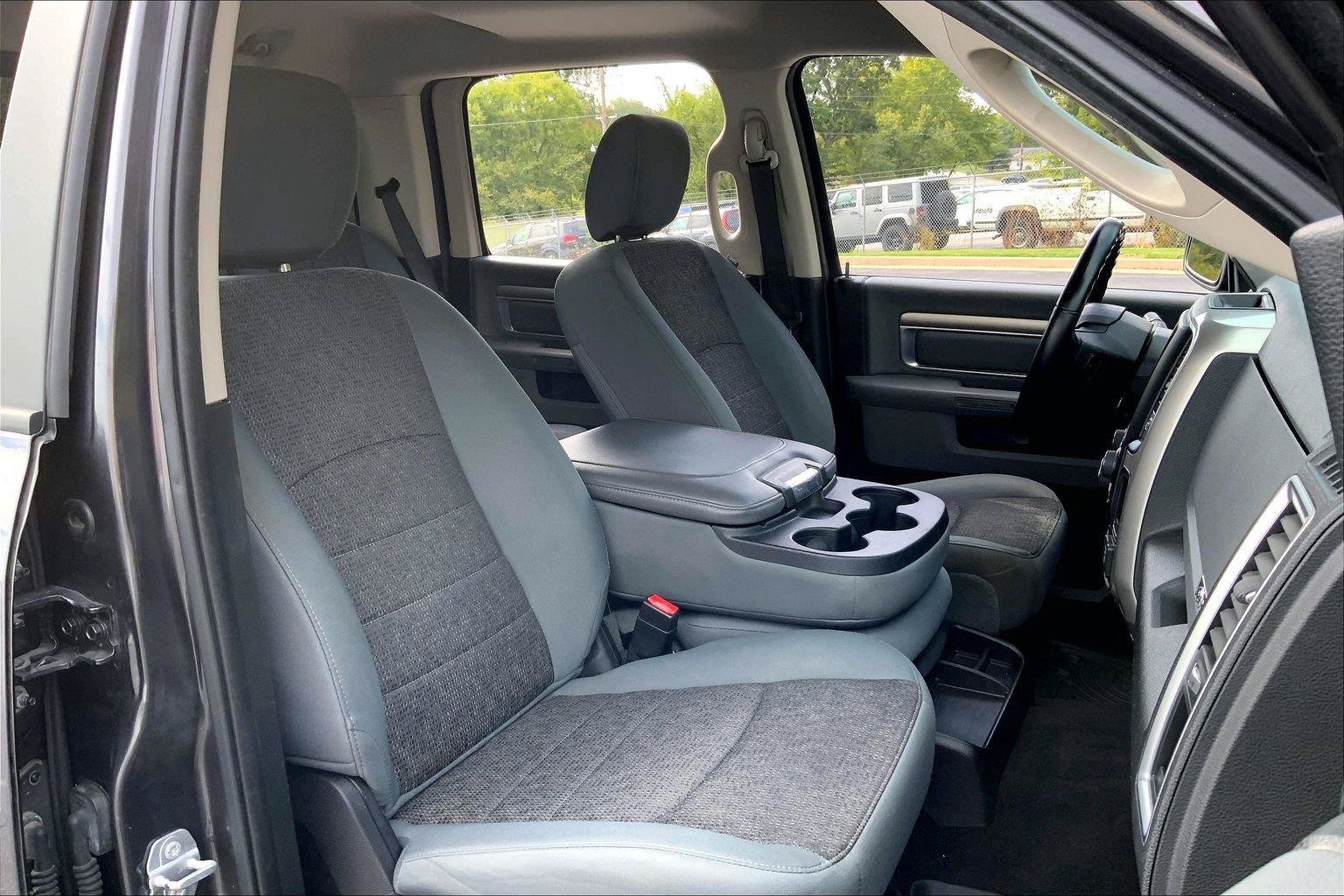 Used 2017 RAM 1500 Big Horn AWD/4WD image 7