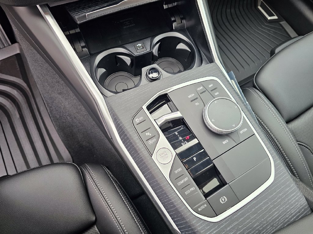 New 2026 BMW 330i Sedan RWD image 24
