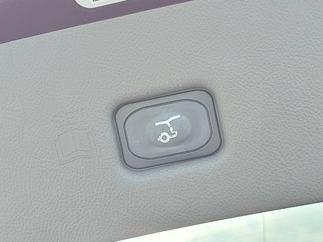 Used 2019 Lincoln Nautilus Select FWD image 13