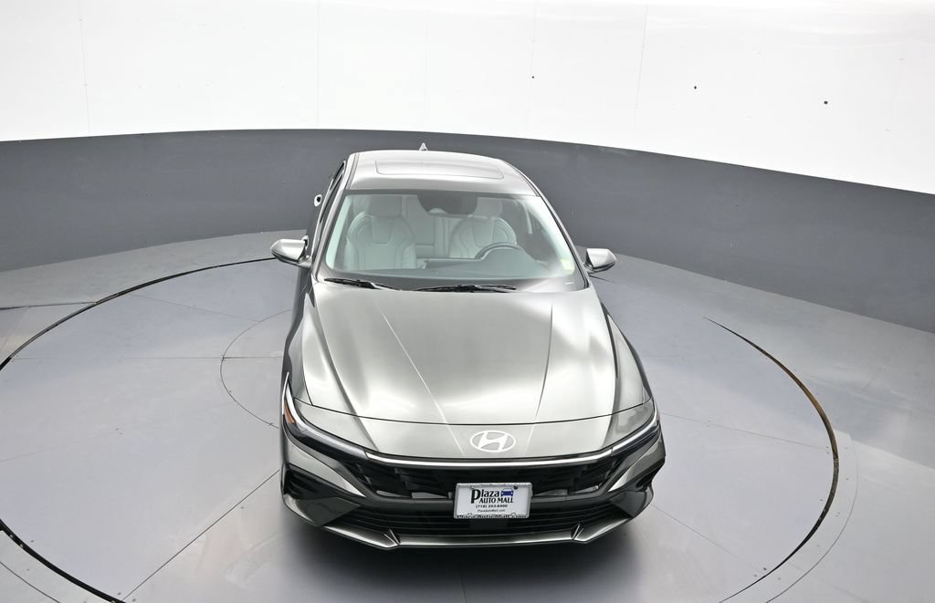 Used 2024 Hyundai Elantra Limited FWD image 34