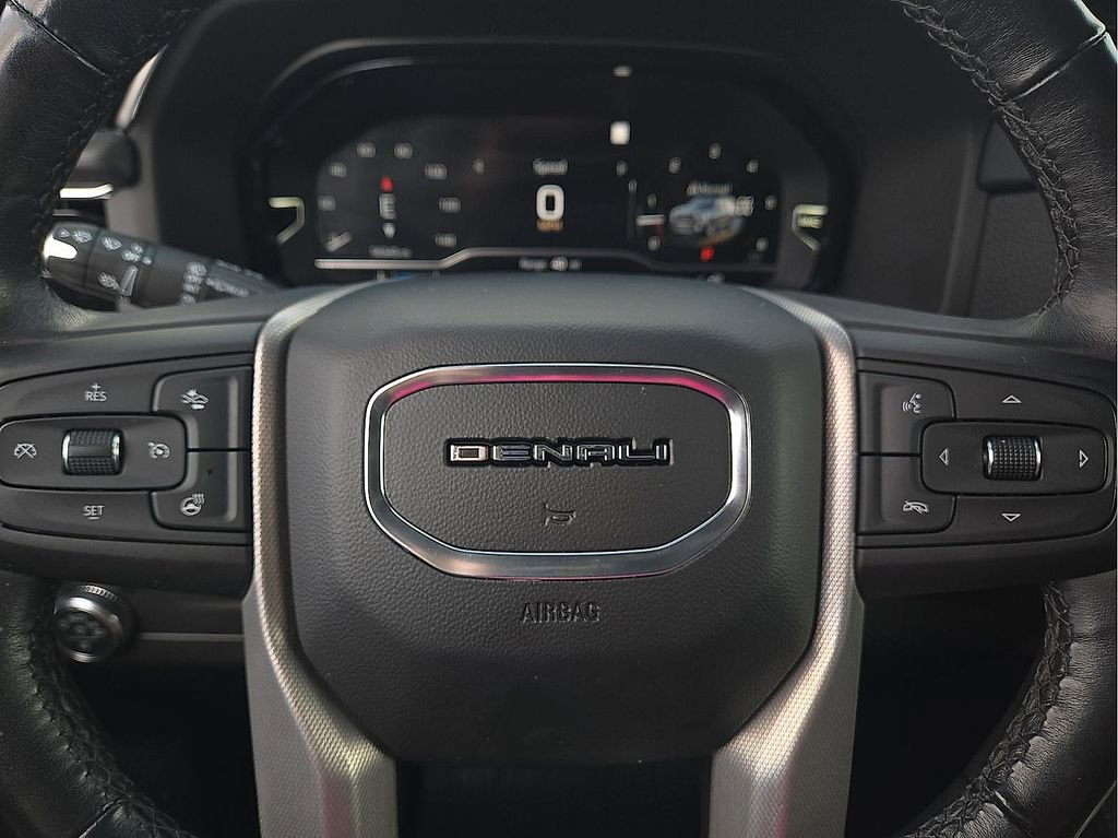 Used 2022 GMC Yukon XL Denali AWD/4WD image 19