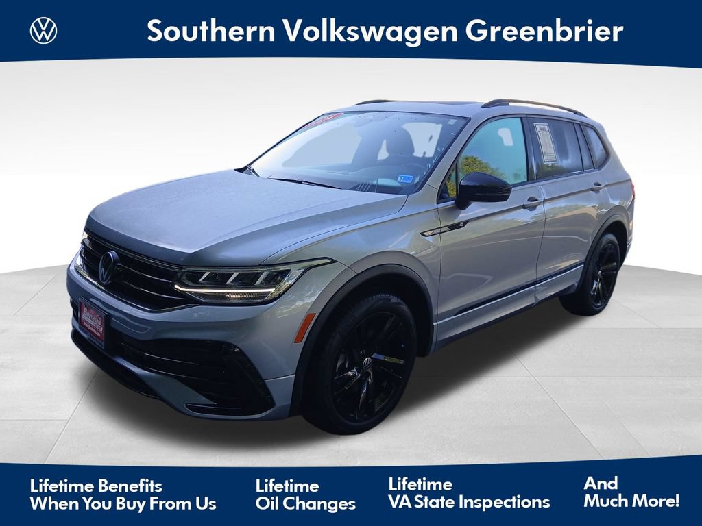 Used 2024 Volkswagen Tiguan SE R-Line AWD/4WD image 1