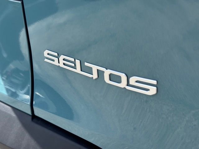 Certified 2024 Kia Seltos EX FWD image 11