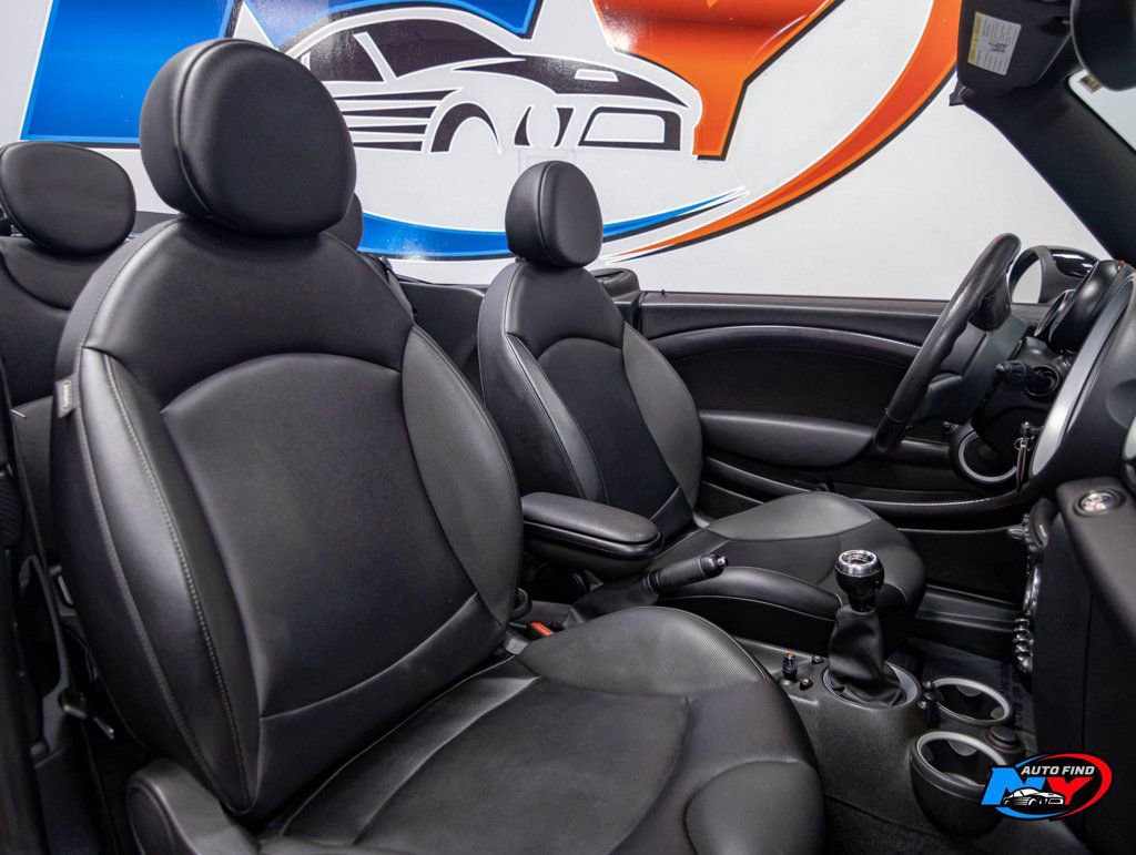 Used 2015 MINI Cooper S image 21