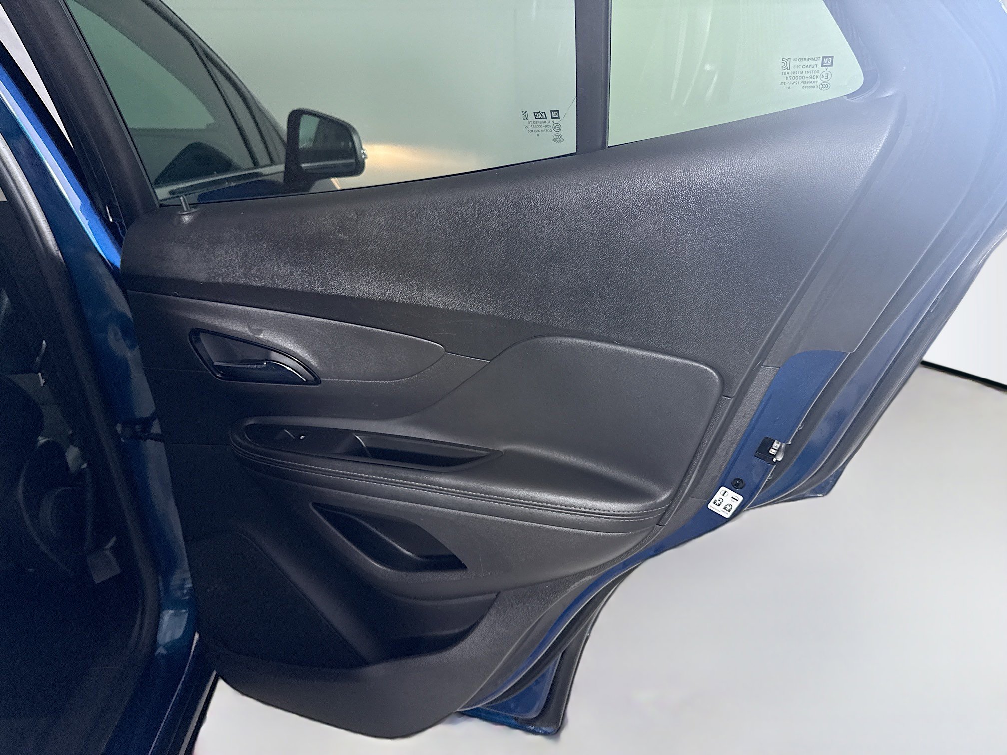 Used 2019 Buick Encore Preferred image 28