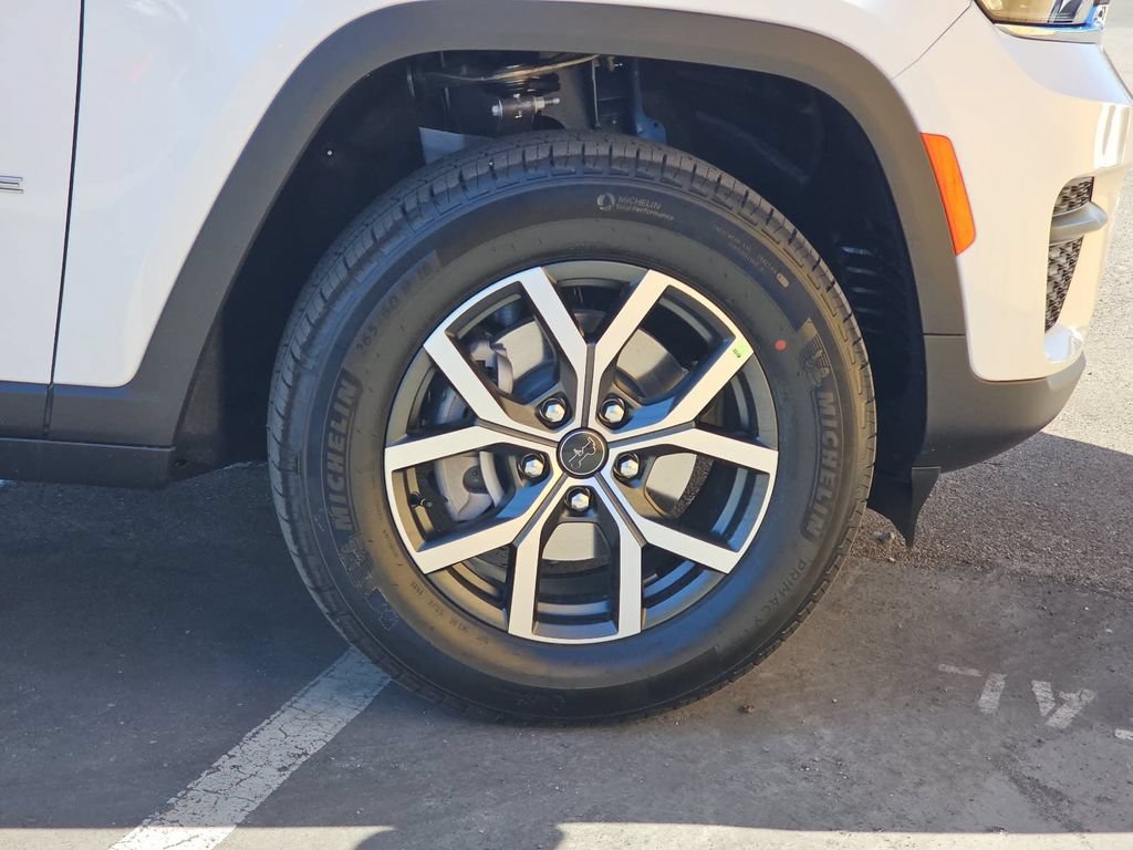 New 2027 Jeep Grand Cherokee Laredo X AWD/4WD image 39