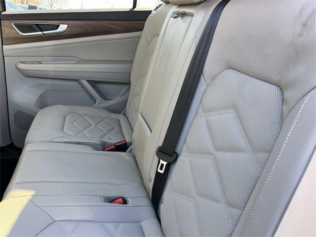 Used 2024 Volkswagen Atlas SE image 20
