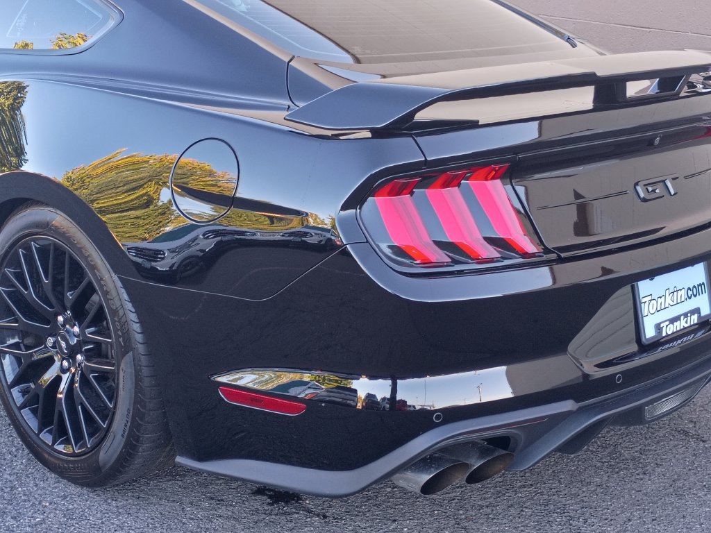 Used 2021 Ford Mustang GT Premium w/ GT Performance Package RWD image 7