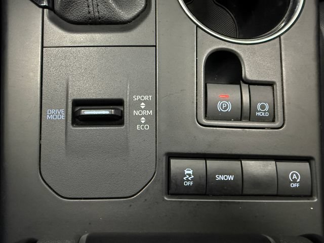 Used 2021 Toyota Highlander XLE FWD image 20