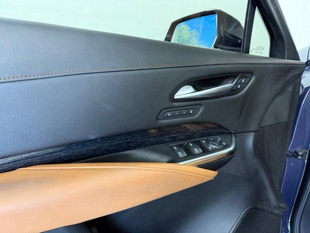 Used 2024 Cadillac XT4 Premium Luxury w/ Technology Package FWD image 28