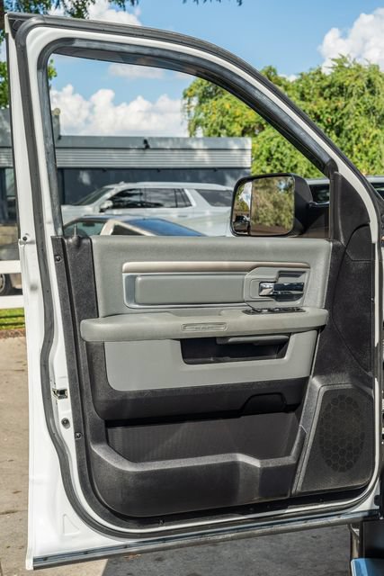 Used 2016 RAM 3500 Big Horn AWD/4WD image 17