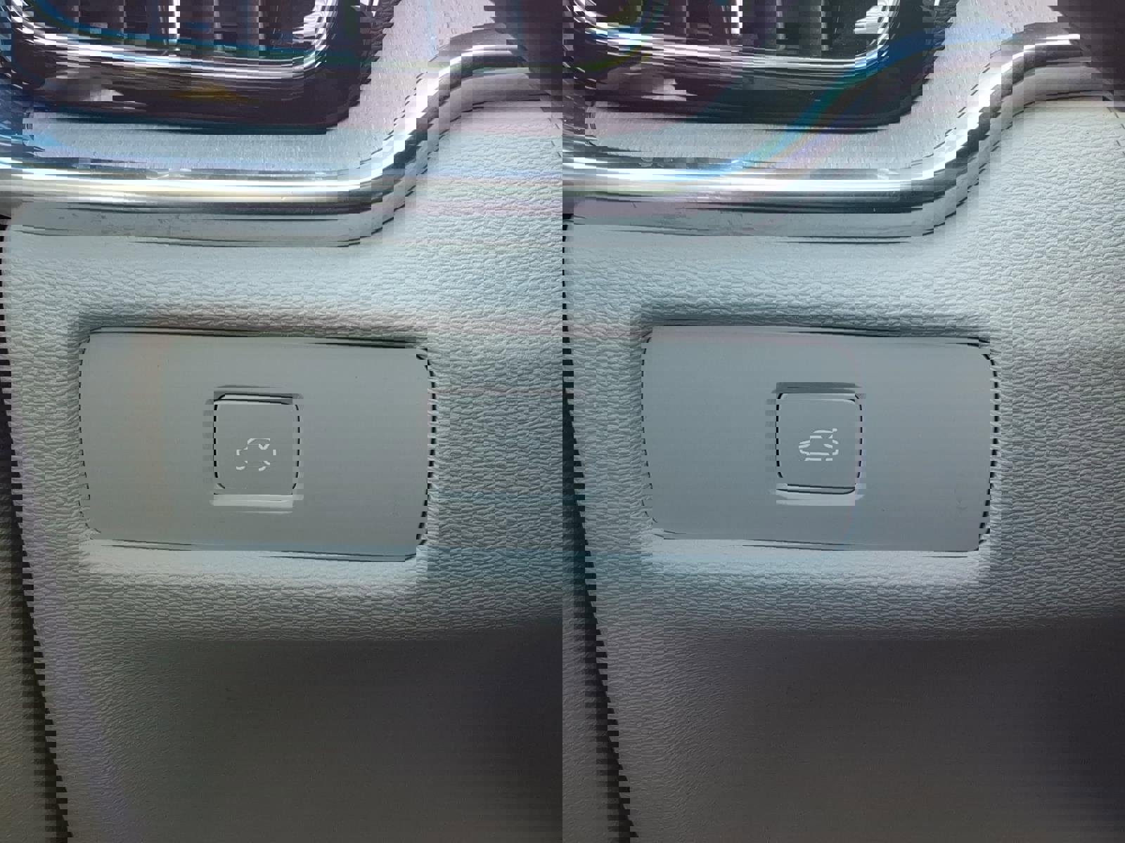 Used 2024 Volvo S60 B5 Plus image 17