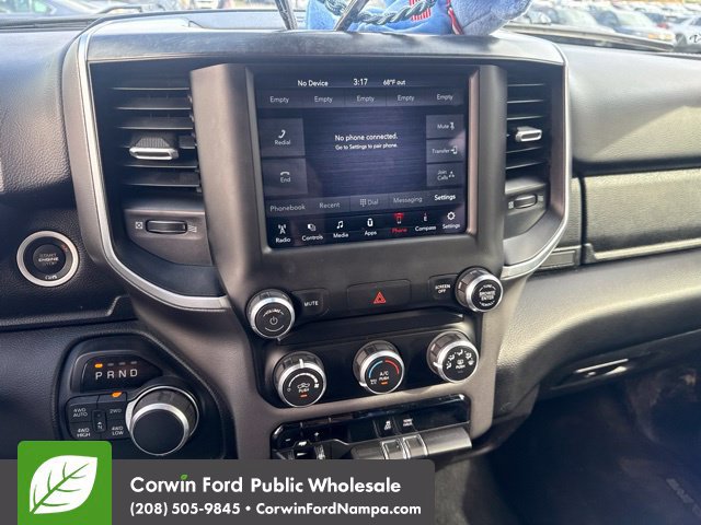 Used 2019 RAM 1500 Big Horn AWD/4WD image 14