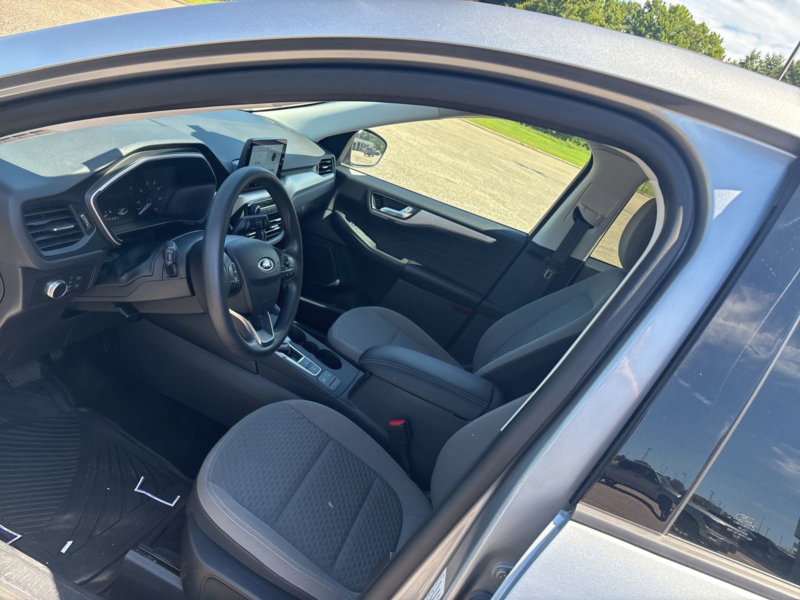 Used 2021 Ford Escape SE FWD image 7