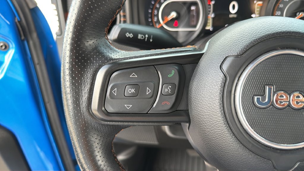Used 2024 Jeep Gladiator Mojave w/ Safety Group AWD/4WD image 25