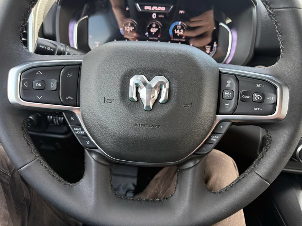 New 2026 RAM 1500 Big Horn AWD/4WD image 20