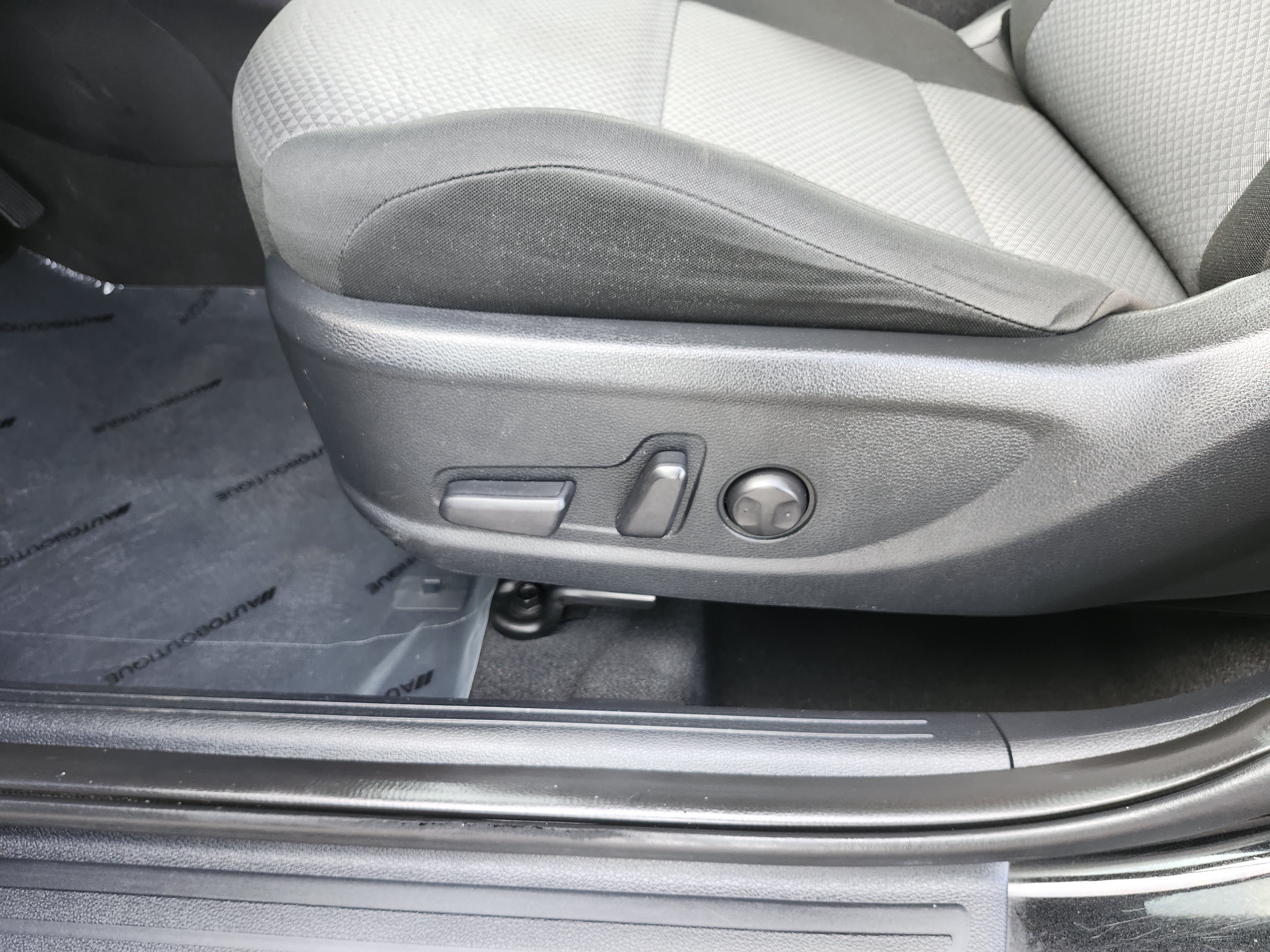 Used 2023 Kia Soul S FWD image 25