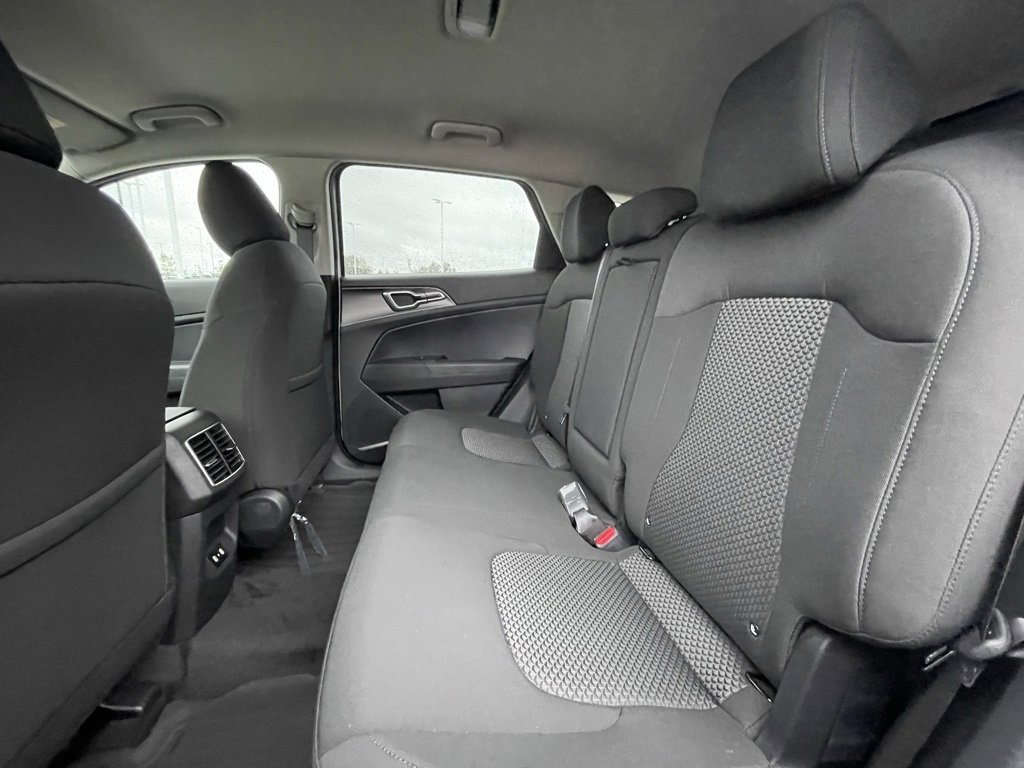 New 2026 Kia Sportage LX image 24
