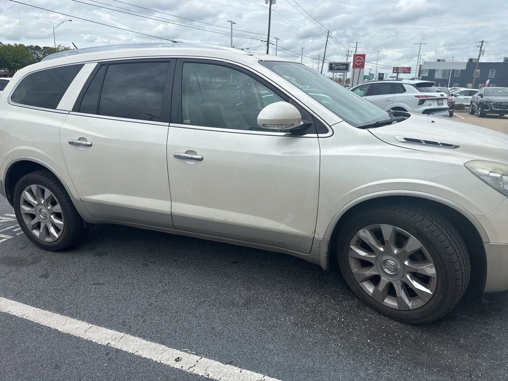 Used 2011 Buick Enclave CXL w/ Trailering Provision Package FWD image 5