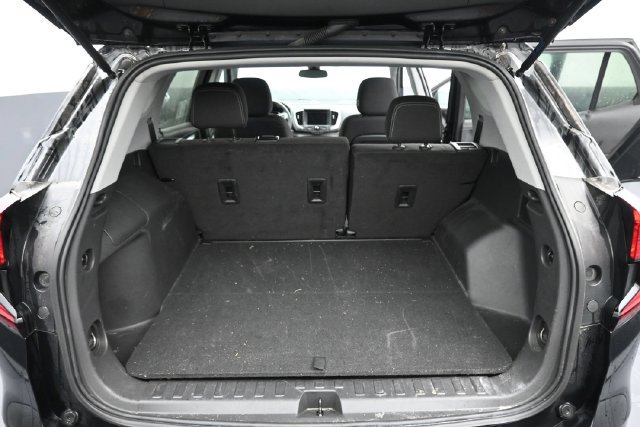 Used 2023 GMC Terrain SLE AWD/4WD image 6