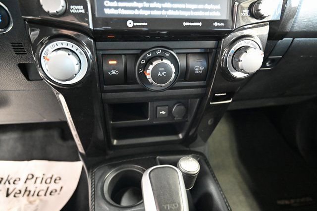 Used 2024 Toyota 4Runner TRD Off-Road image 18