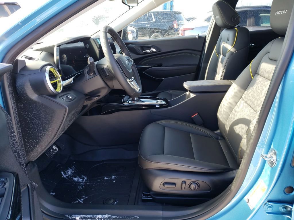 New 2026 Chevrolet Trax ACTIV w/ Sunroof Package image 9