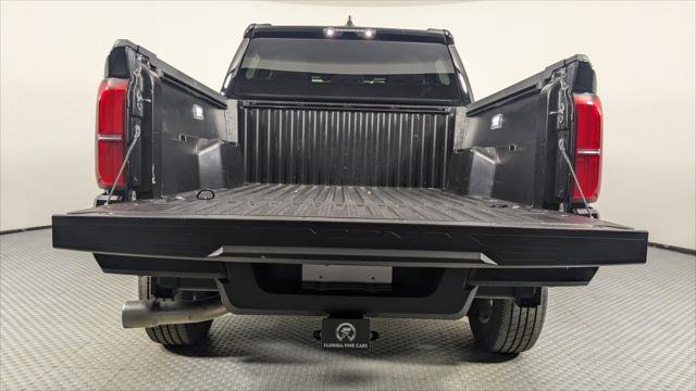 Used 2025 Toyota Tacoma SR5 image 17